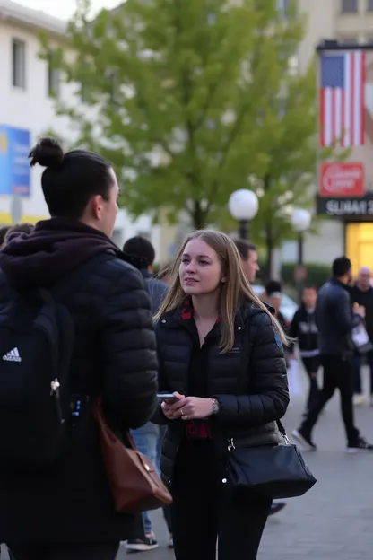 Chicas atrapadas eyaculando en áreas públicas