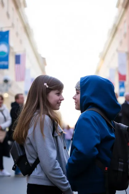 Confrontación pública entre un chico y una chica