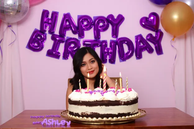 Feliz cumpleaños a Ashley, creando recuerdos inolvidables hoy