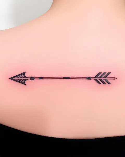 Ideas de Tatuaje de Flecha Minimalista para Espacio Pequeño