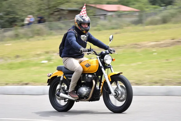 Imágenes de Cumpleaños de Motociclista para un Día Especial