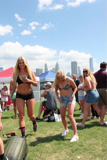 Las chicas del festival emiten un suspiro colectivo de desilusión