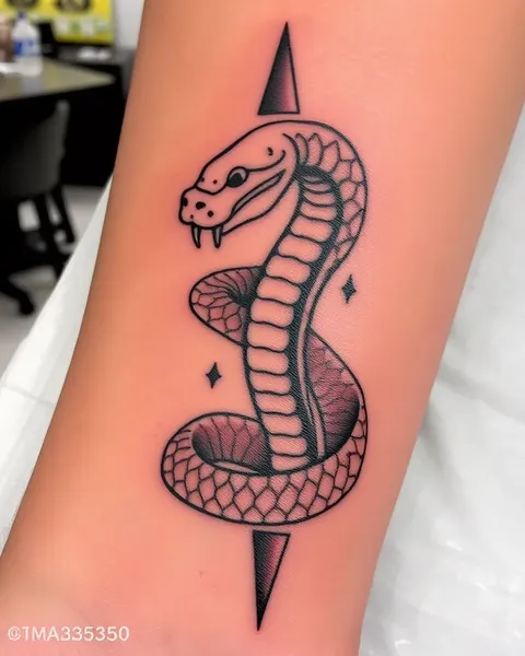 Significado del tatuaje de serpiente: fuerza y renovación