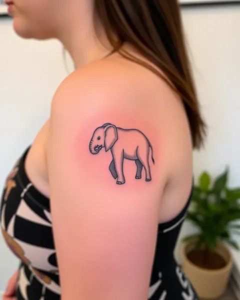 Tatuaje de Elefante Simple para Amantes del Estilo Minimalista