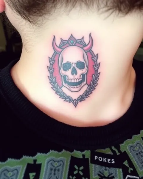 Tatuajes de Cuello Simples para Hombres: Diseños e Ideas