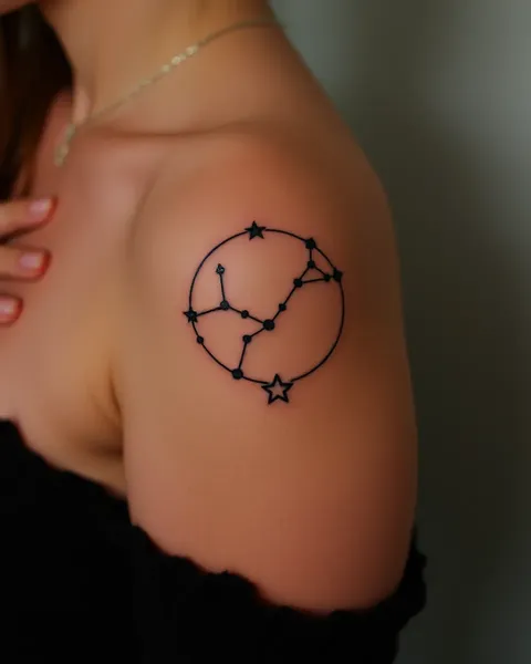 Tatuajes inspirados en astrología para buscadores espirituales