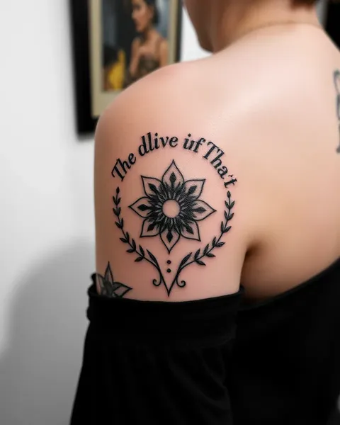 Conception de tatouage avec encre de guérison blanche