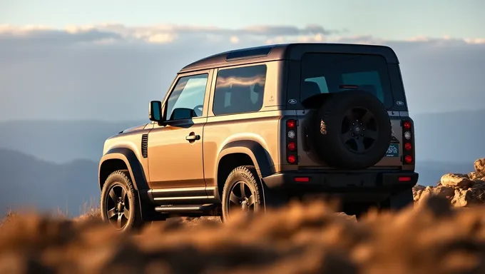 Concours et comparaison de la Land Rover Defender 2025