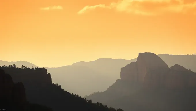 Fumée à Sedona aujourd'hui 7/9/2025 : fumée dans l'air de Sedona aujourd'hui 7/9