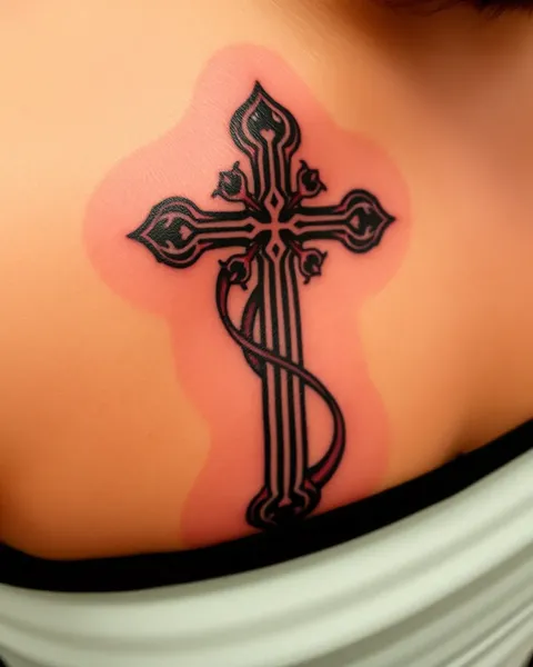 La signification et le symbolisme du tatouage de trois croix expliqué