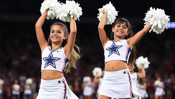 Le roster officiel des pom-pom girls des Cowboys de Dallas 2025 publié en ligne aujourd'hui