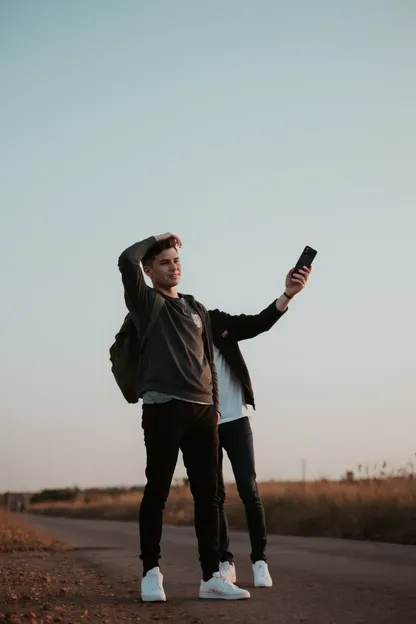 Poses de photo pour les garçons pour prendre tous les jours