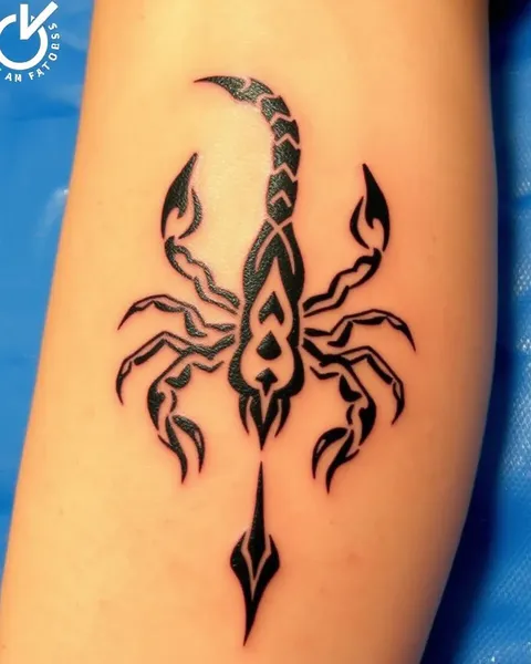 Processus de suppression de tatouage scorpion tribal