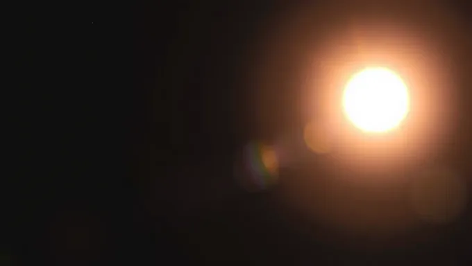 Vidéo de l'éclipse solaire pour les enfants en 2025, annoncée