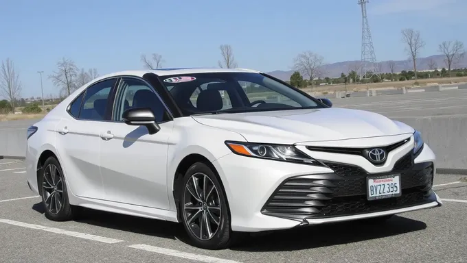 2025 Camry SE Fuel Efficiency and Emissions