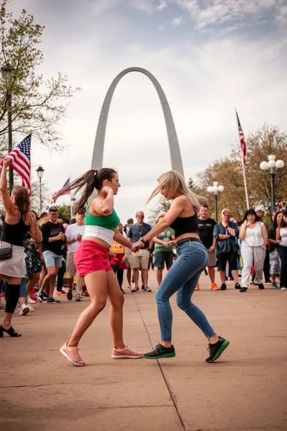 Girl from St Louis Fights Back