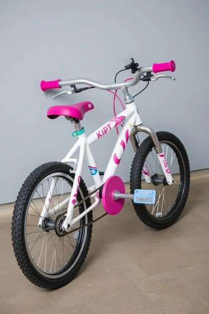 Girls' 20 Inch Bike for Joyful and Freewheeling