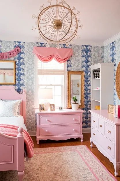 Girls Bedroom Sets for Teenage Girls' Bedrooms