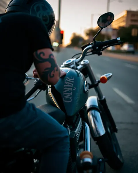 Tatuagens de motocicleta: um símbolo da cultura de motocicleta